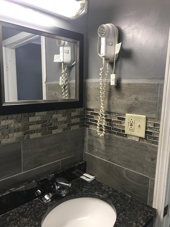 Economy Inn Marshalltown Экстерьер фото