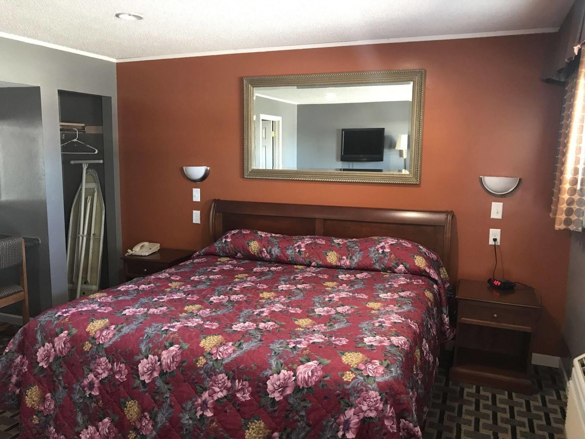 Economy Inn Marshalltown Экстерьер фото